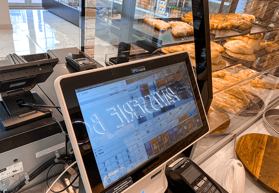 Installation caisse enregistreuse boulangerie Au Bon Pain