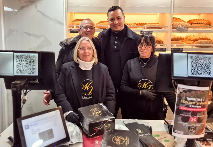 Installation caisse enregistreuse et monnayeur automatique pour la boulangerie pâtisserie Maison Jebrane