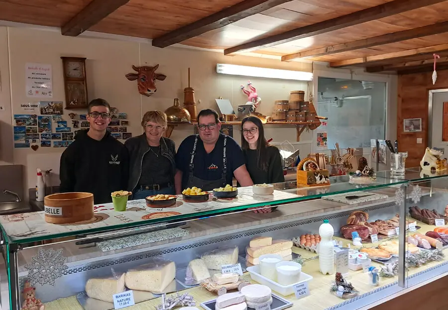 La famille Schmidt, satisfaite de son système de caisse Crisalid La famille Schmidt, satisfaite de son système de caisse Crisalid