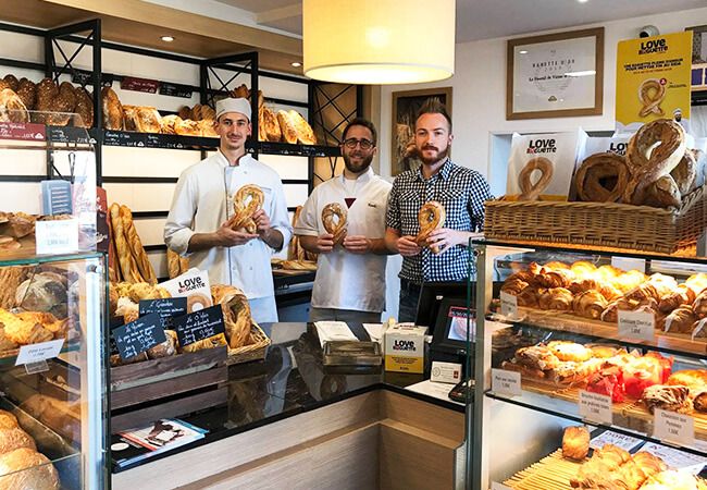 Installation monnayeur automatique boulangerie Chez Victor et Rémy