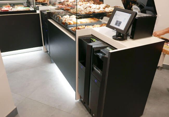 Installation monnayeur automatique boulangerie Au Pain de Mary